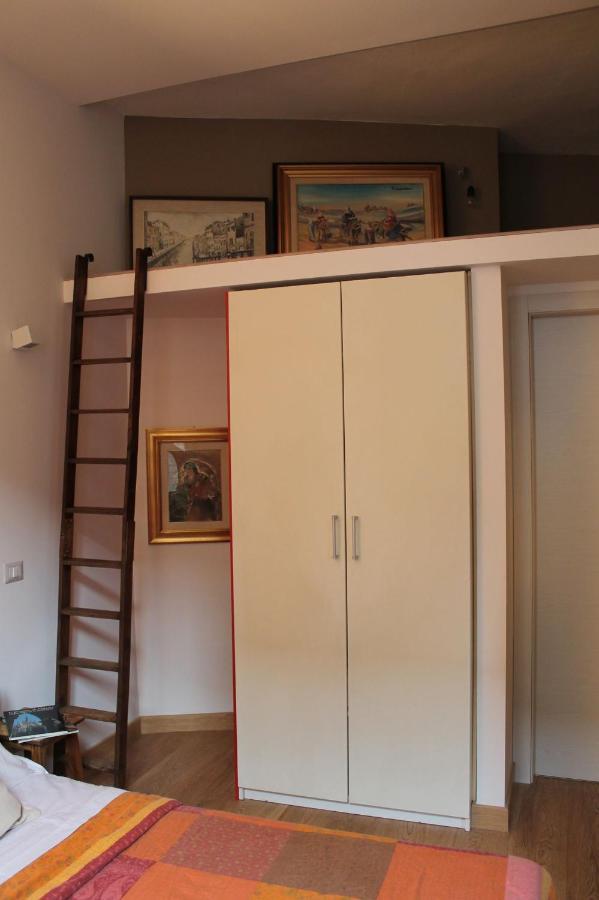 Goldoni77 - 3Mins From Dateo Station Milan Bagian luar foto