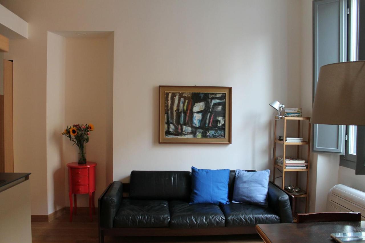 Goldoni77 - 3Mins From Dateo Station Milan Bagian luar foto
